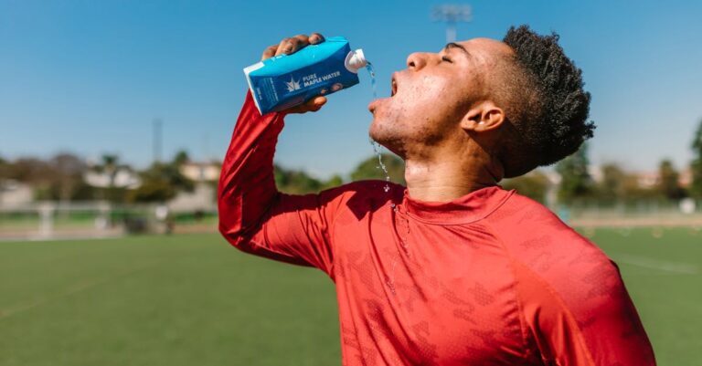 découvrez l'importance de l'hydratation pour votre santé et votre bien-être au quotidien. conseils pratiques pour rester bien hydraté.