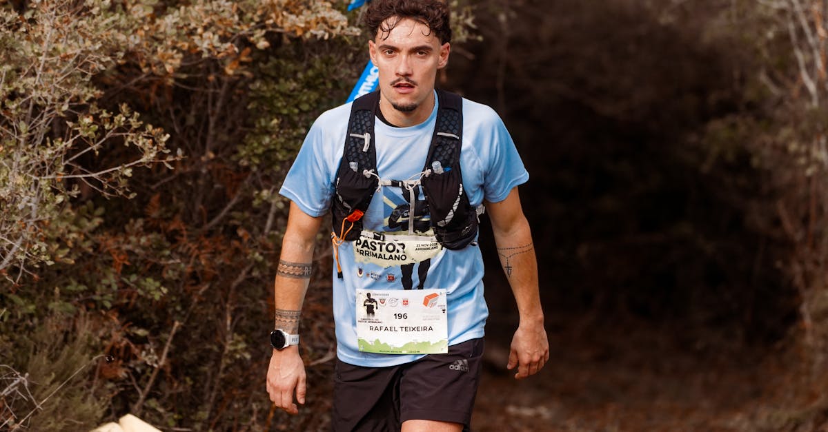 découvrez notre sélection de sacs d'hydratation pratiques et légers, idéals pour rester hydraté pendant vos activités de plein air, randonnées et sports.