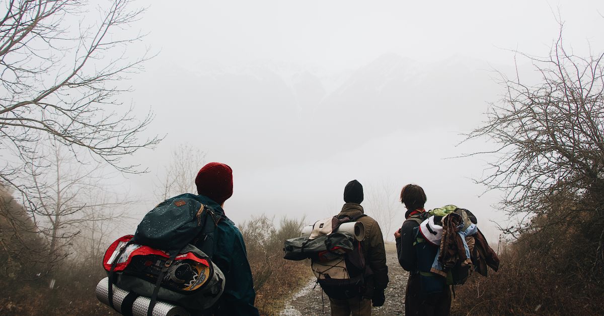 découvrez notre équipement de trail idéal pour débutants : des articles essentiels pour bien commencer vos aventures en plein air en toute sécurité et confort.