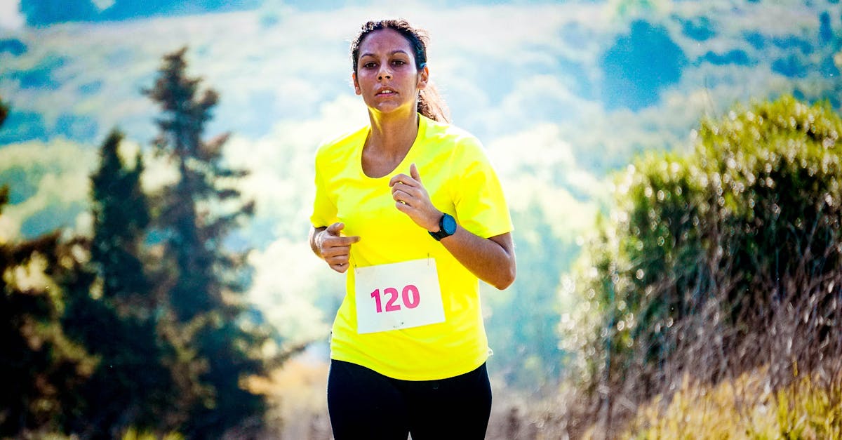 découvrez les bienfaits du trail running pour la perte de poids : amélioration de la condition physique, brûlage efficace des calories et renforcement musculaire en pleine nature.