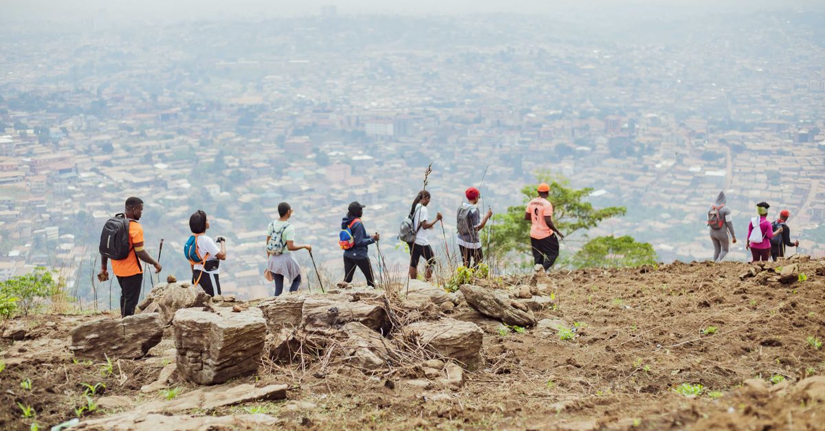 découvrez l'urban trail, une course d'aventure en milieu urbain alliant sport, découverte et plaisir à travers les rues de la ville.