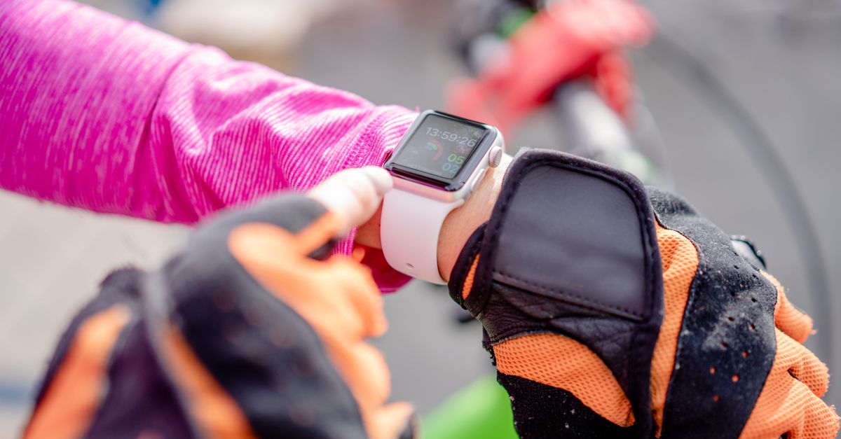 montre gps : suivez votre position, vos trajets et vos performances en temps réel avec précision et fiabilité.