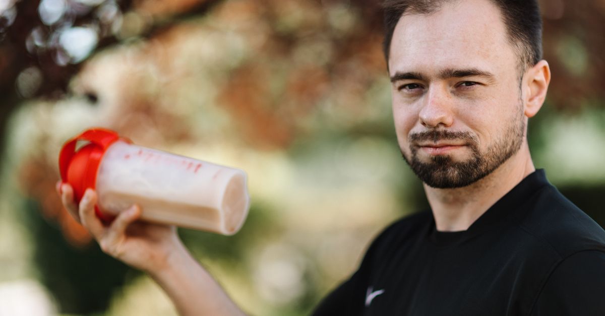 découvrez nos boissons naturelles de récupération, conçues pour revitaliser votre corps après l'effort avec des ingrédients sains et efficaces.