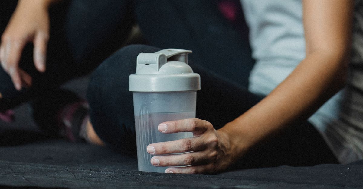 découvrez nos boissons naturelles de récupération pour revitaliser votre corps après l'effort, alliant saveurs authentiques et ingrédients sains.
