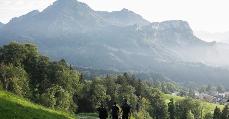 découvrez notre guide complet pour un week-end trail inoubliable : conseils, itinéraires, équipements et astuces pour profiter pleinement de votre aventure en pleine nature.