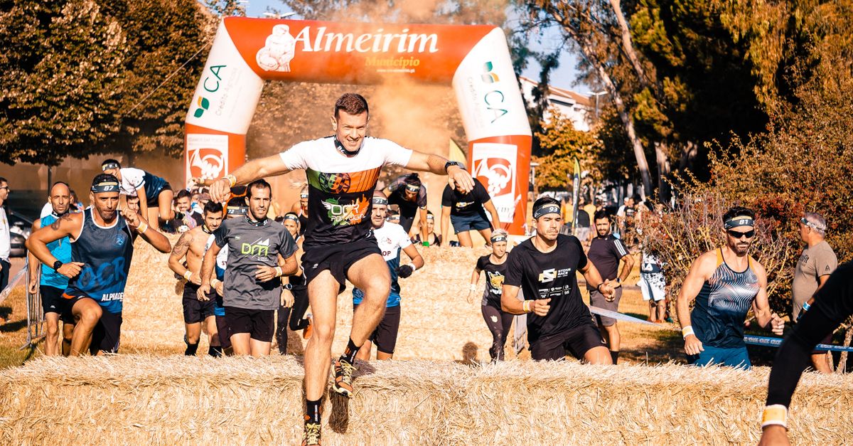 découvrez le trail running avec obstacles : une aventure sportive alliant course en pleine nature et franchissement d'obstacles variés pour tester votre endurance et votre agilité.