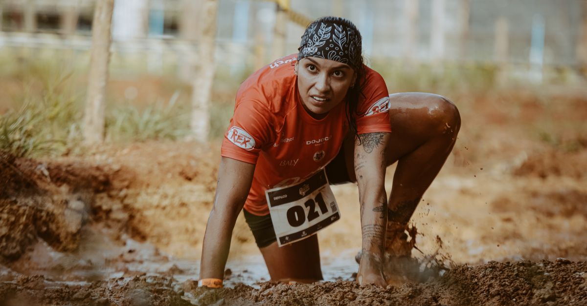 découvrez les meilleures chaussures de trail running pour terrains boueux en 2026, alliant adhérence, confort et durabilité pour vos aventures tout-terrain.